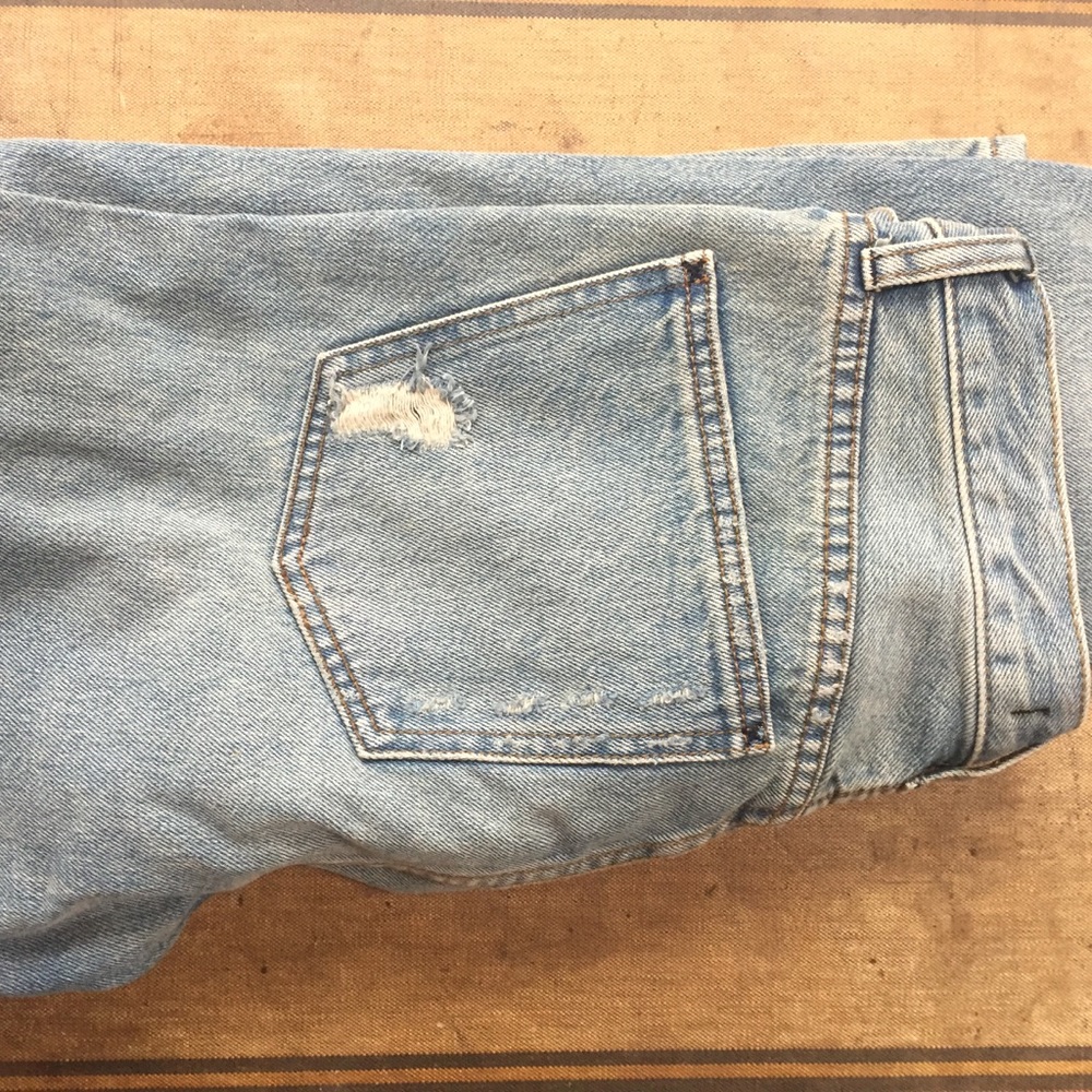 SOLD NWOT Free People Distressed Denim Jeans - Picture 4 of 7